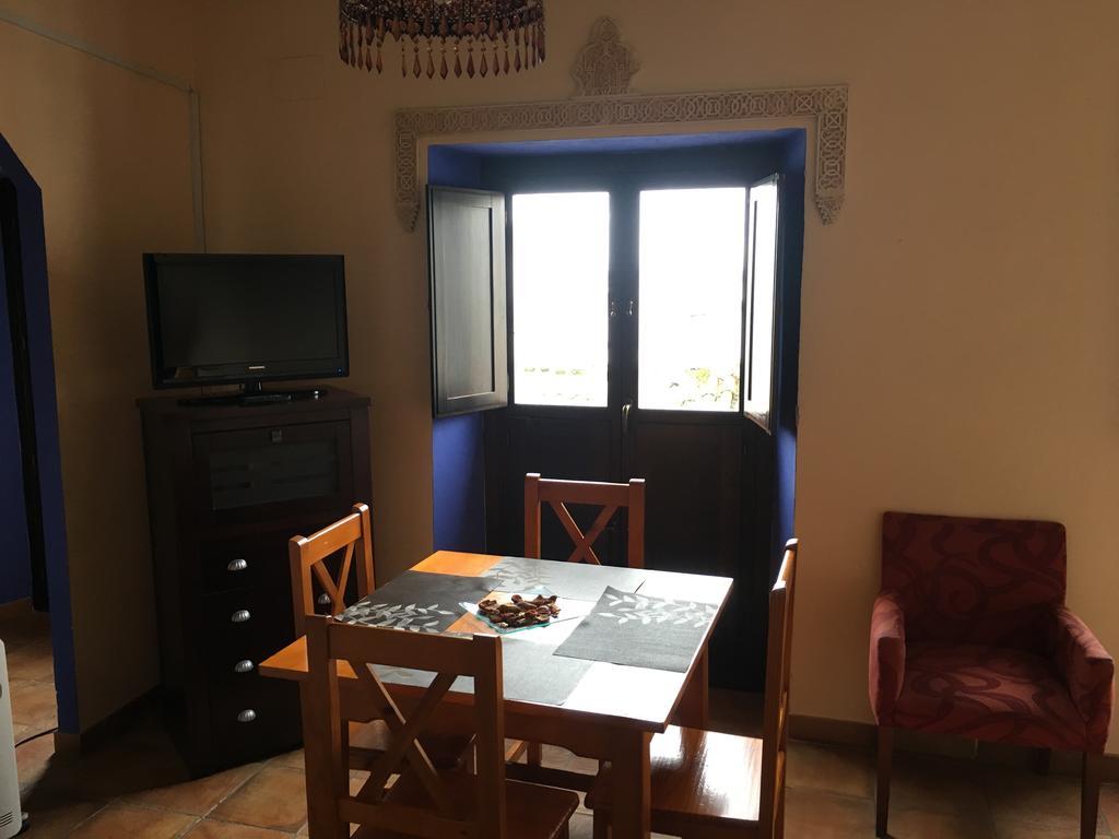 Apartamentos Victoria Bujalance Eksteriør bilde