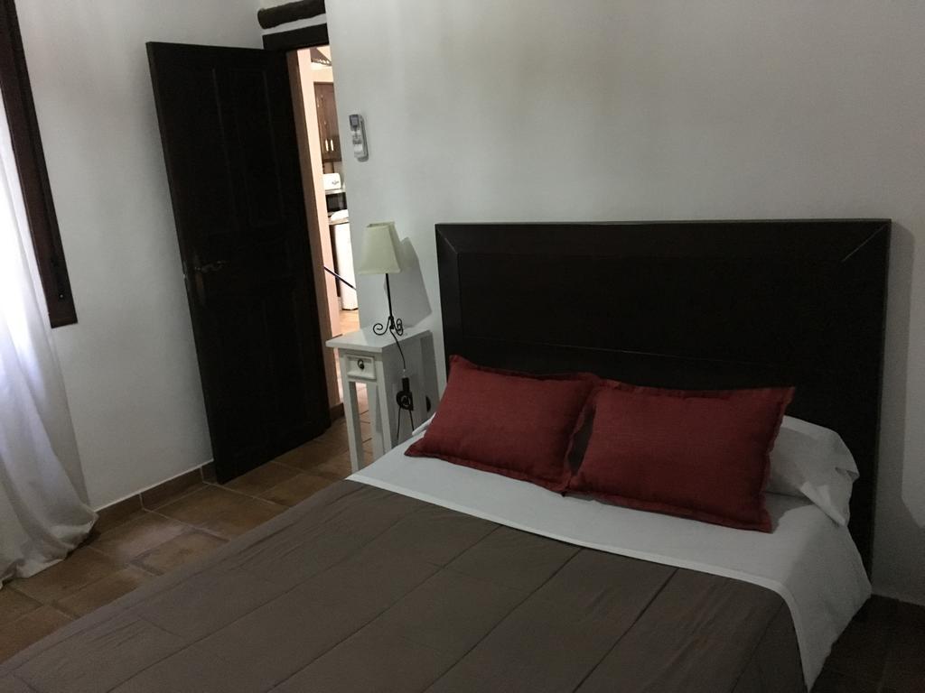 Apartamentos Victoria Bujalance Eksteriør bilde