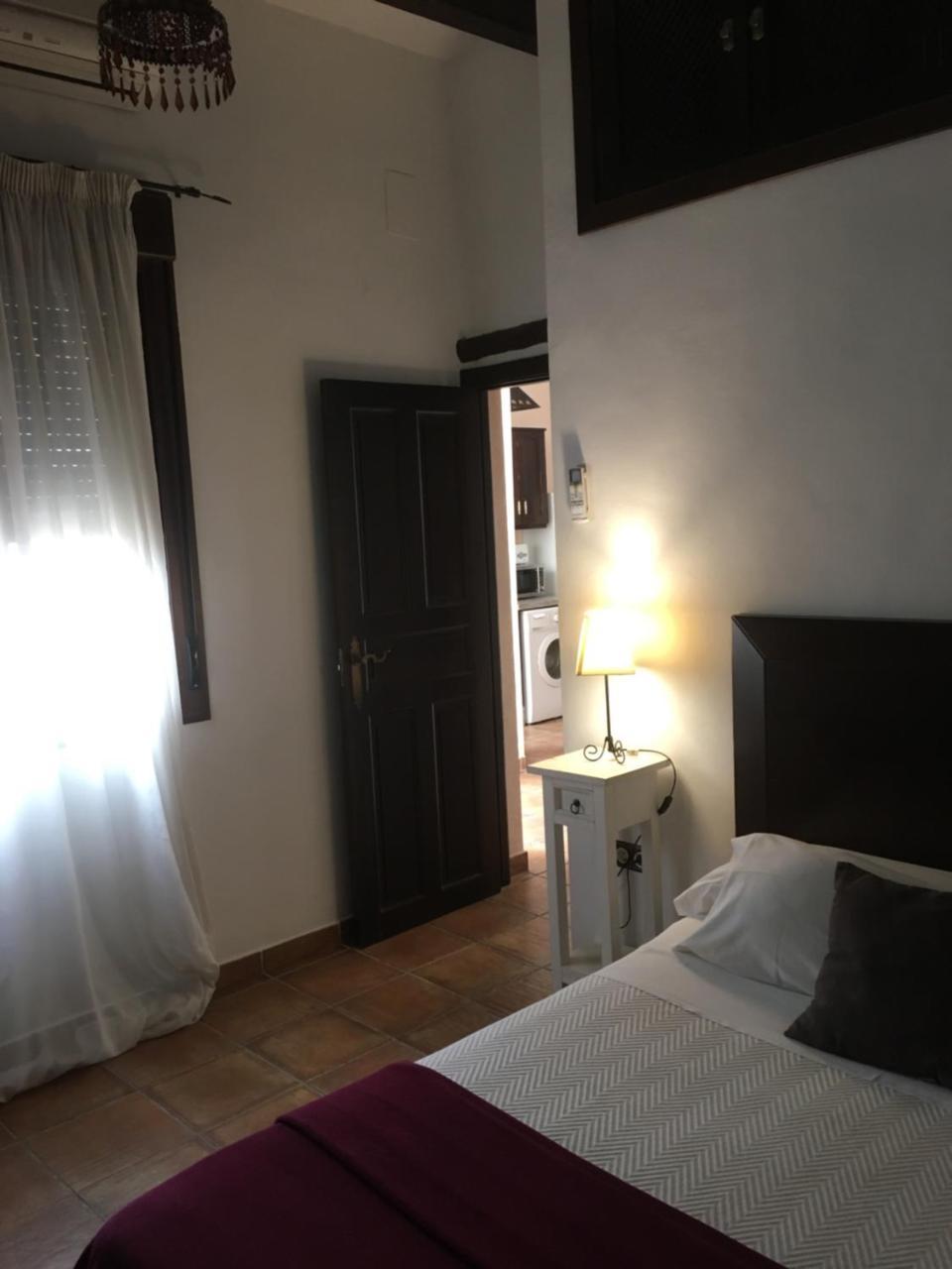 Apartamentos Victoria Bujalance Eksteriør bilde