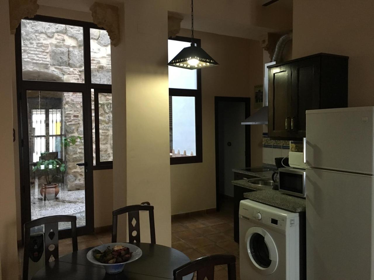 Apartamentos Victoria Bujalance Eksteriør bilde