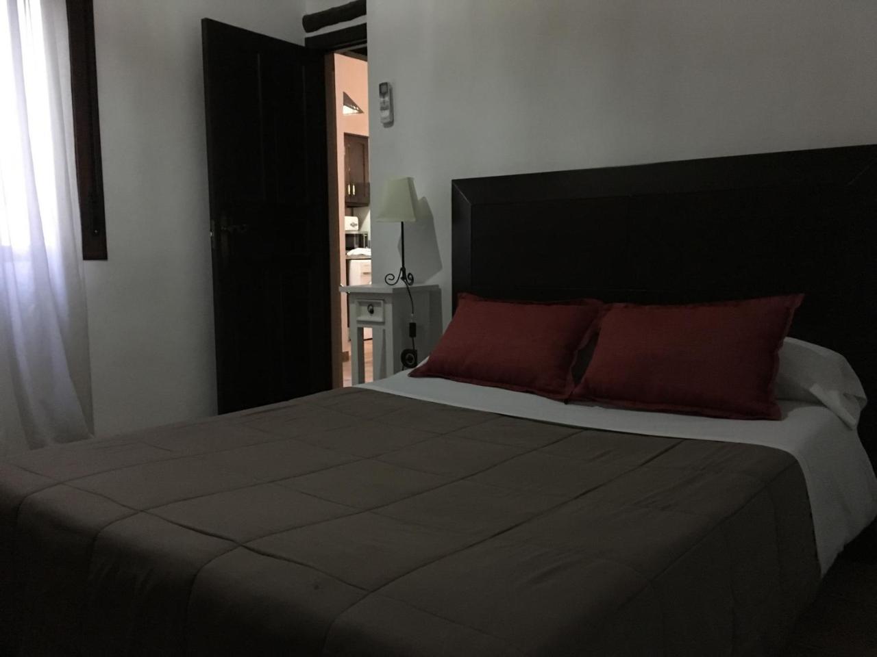 Apartamentos Victoria Bujalance Eksteriør bilde